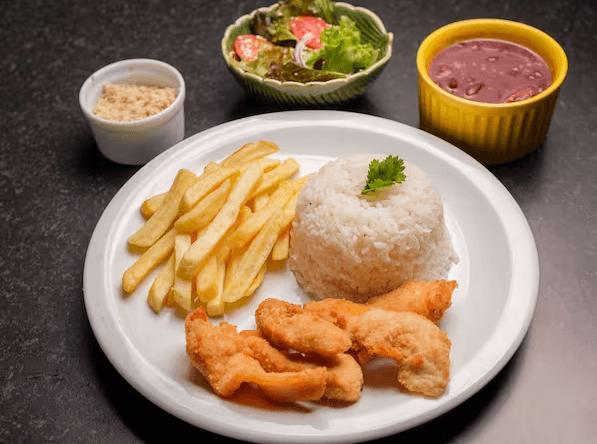 Isca de frango empanado